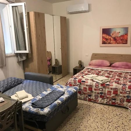 Della Cuba Vacanze Trapani Historic Center المظهر الخارجي الصورة