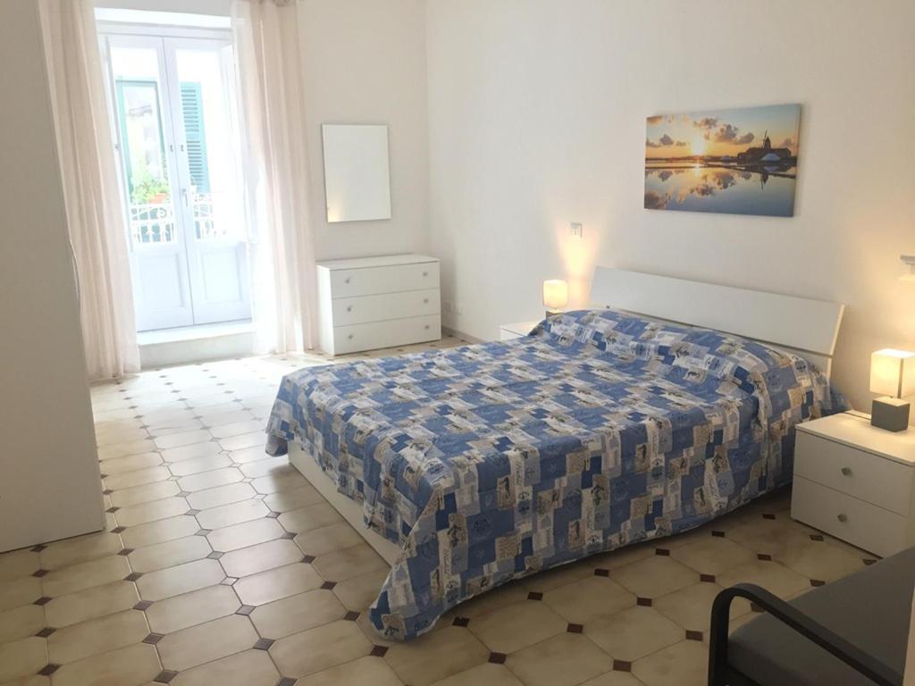 Della Cuba Vacanze Trapani Historic Center المظهر الخارجي الصورة